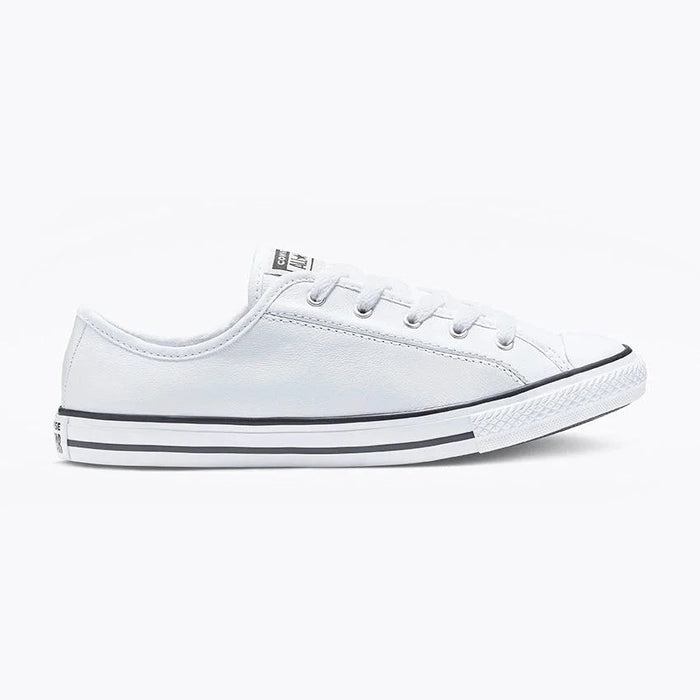 Metro Fusion - Converse Women's Chuck Taylor All Star Dainty Leather Low Top - Shoes
